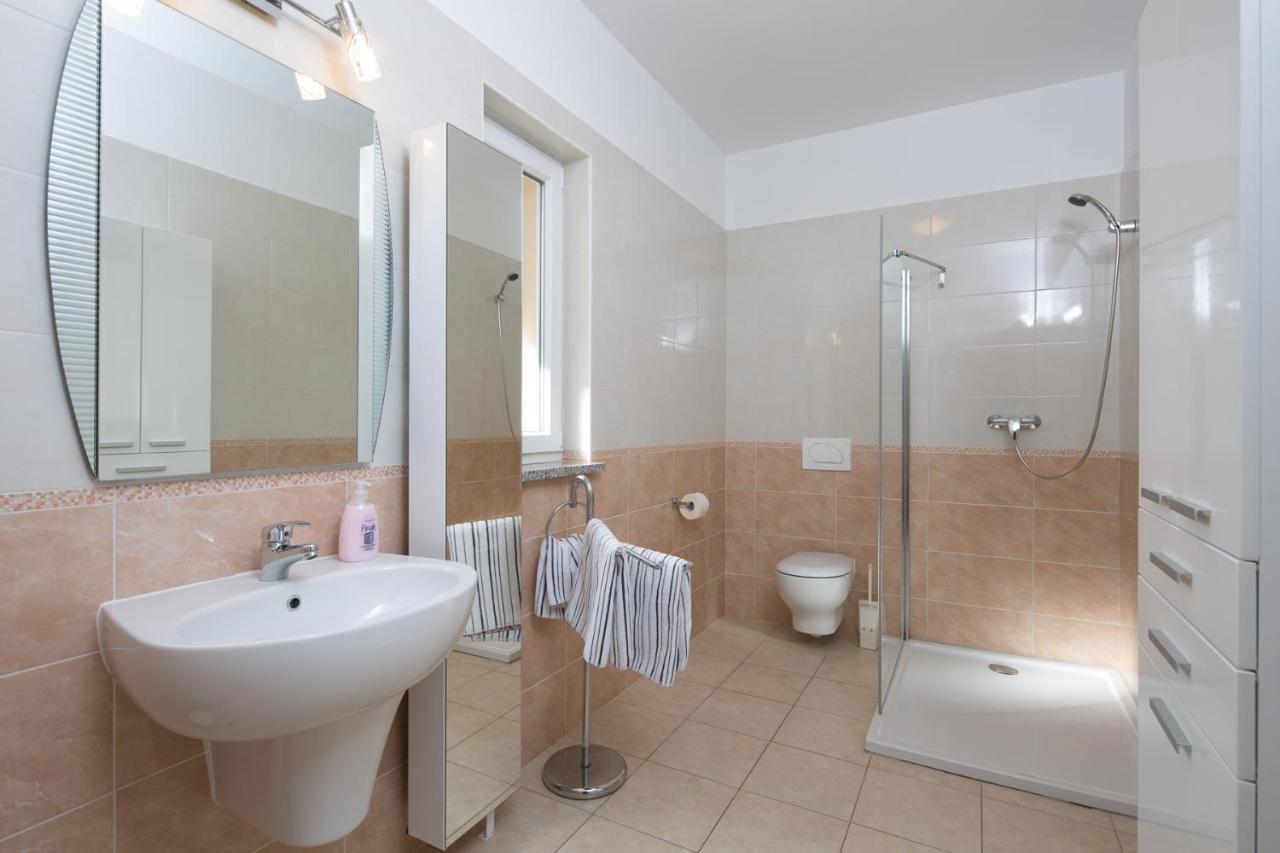 Apartment Panoramica - Ravni Labin  Dış mekan fotoğraf